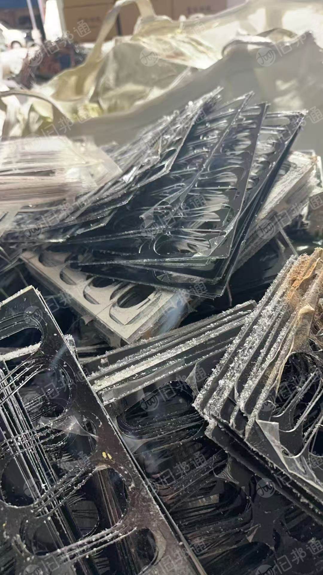 出售PC胶水料,现货十几吨