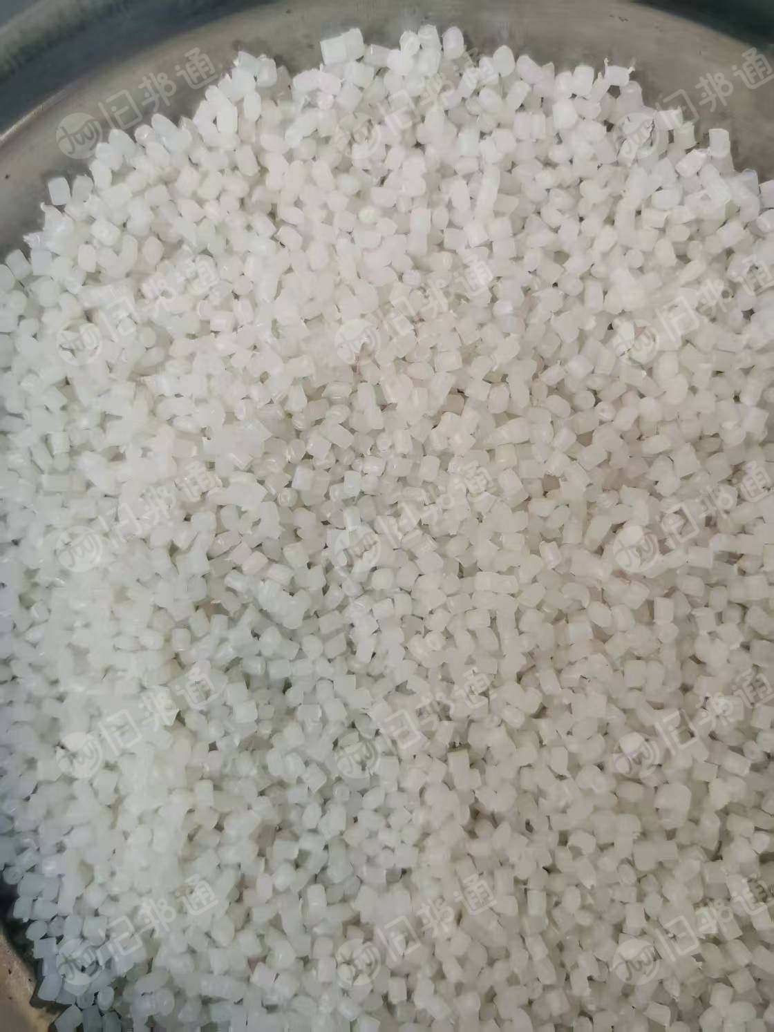 长期出售高压复合尼龙颗粒,含尼龙10%左右,吹膜用,货在浙江金华