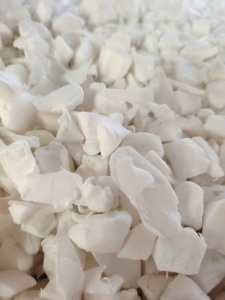 出售白色PPR管破碎料，长期有货