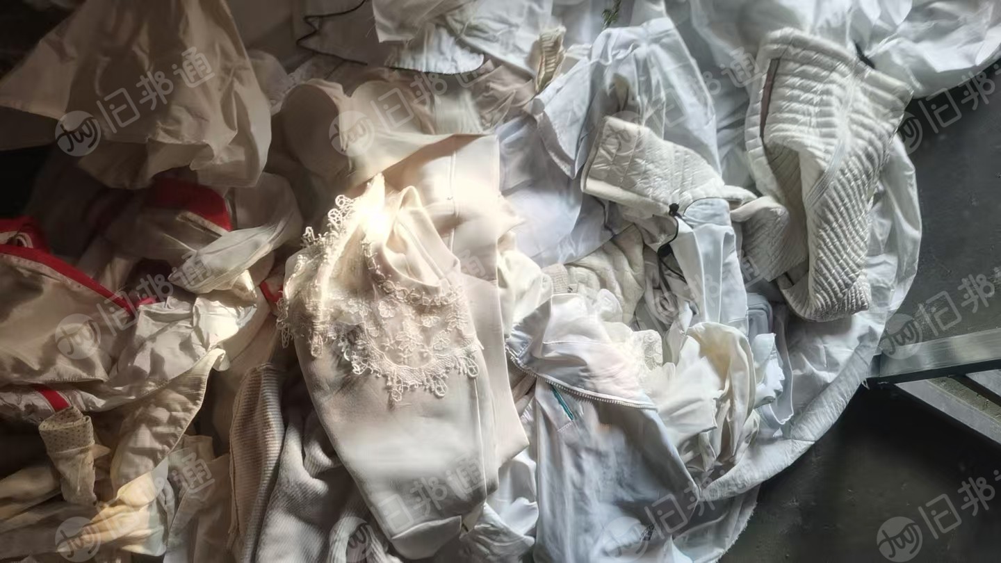 长期出售旧衣服大白，大白开花料，现货十二三吨
