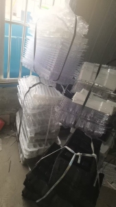 出售PET吸塑盒毛料，够挂车就发走