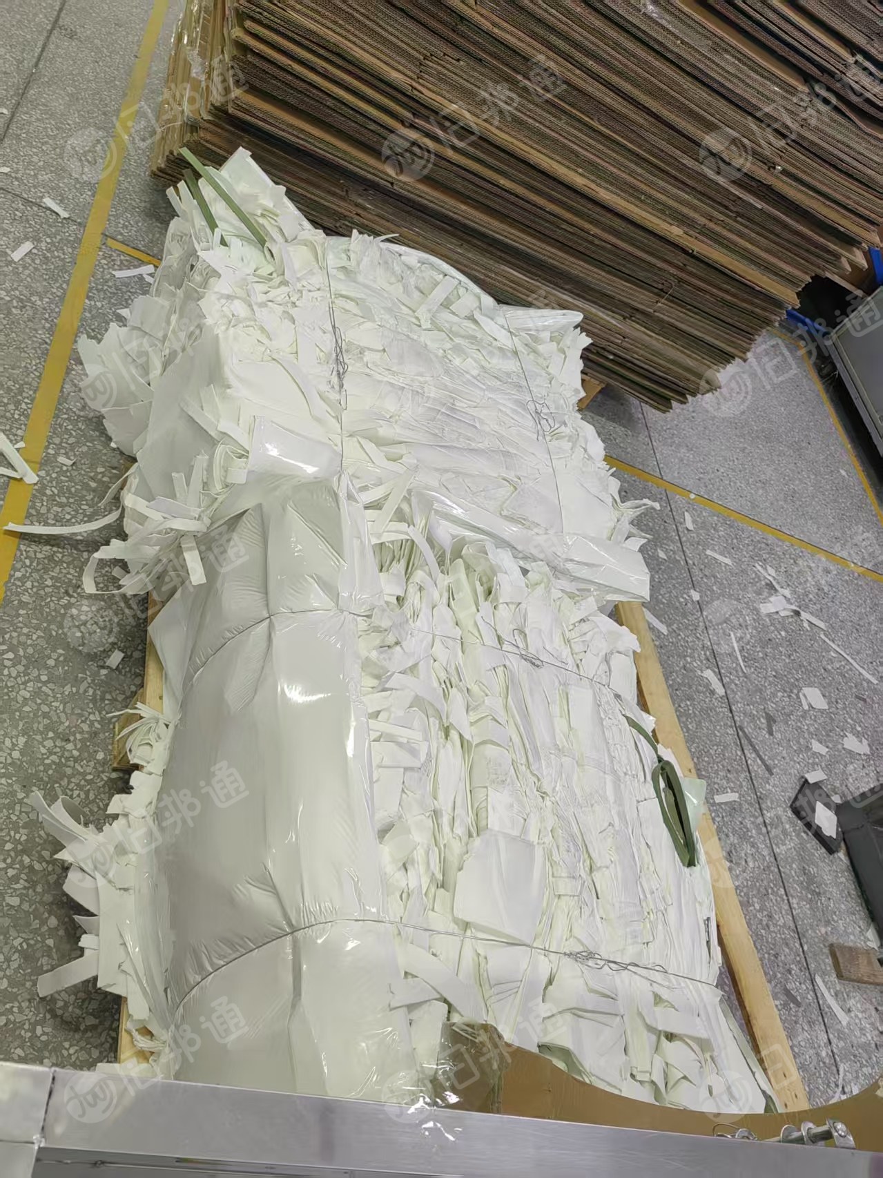 长期出售硅酸铝保温棉边角料,陶瓷纤维纸厚度2.1,保温棉边角料,月供5吨左右