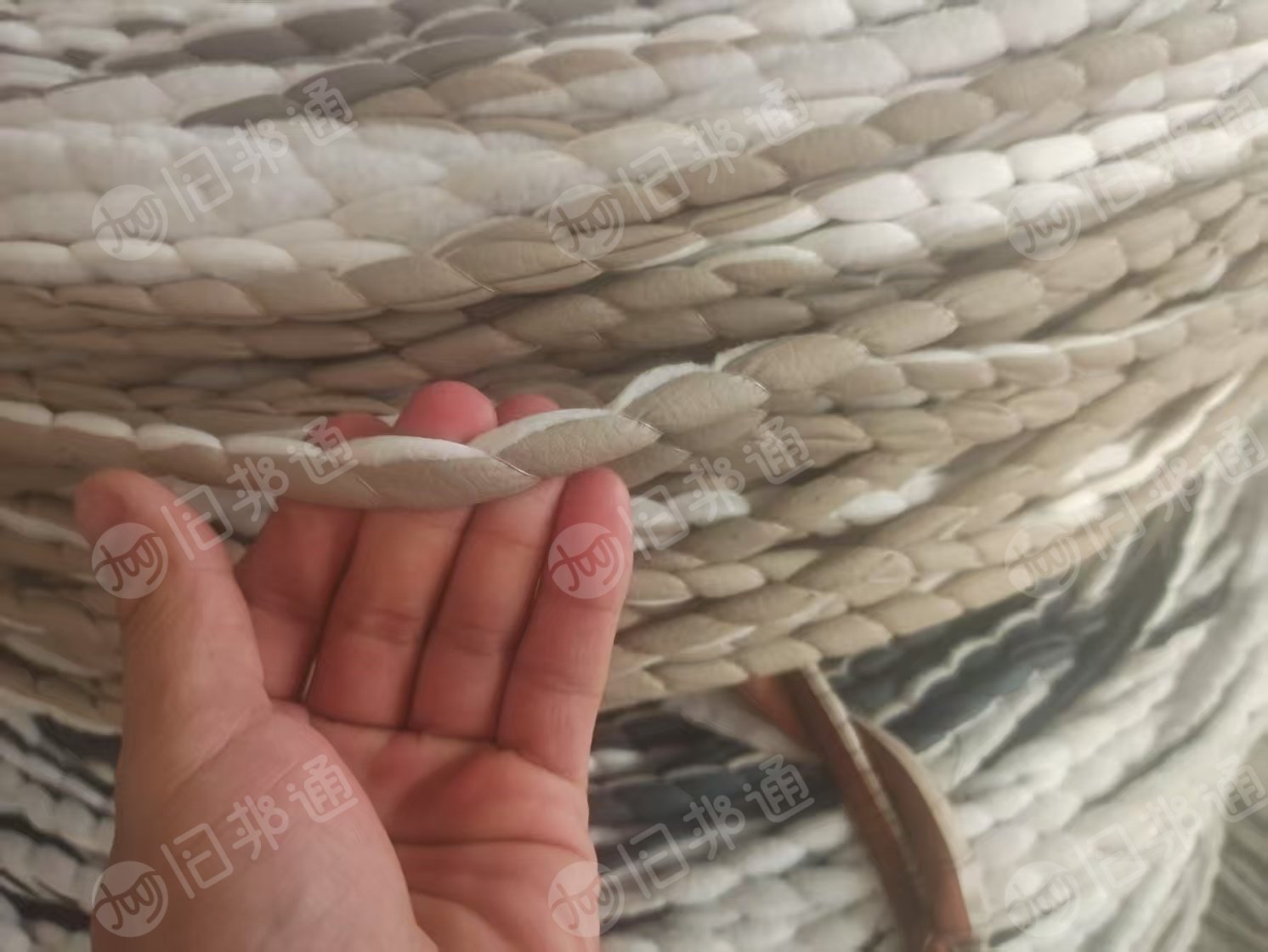 长期出售成品绳子，各可做隔离绳，捆绑绳，网边绳，大棚压模绳使用，月供几十吨