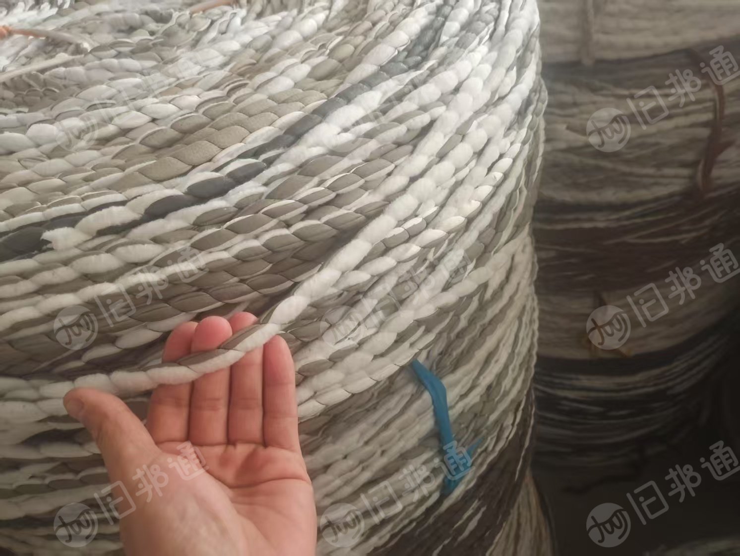 长期出售成品绳子，各可做隔离绳，捆绑绳，网边绳，大棚压模绳使用，月供几十吨