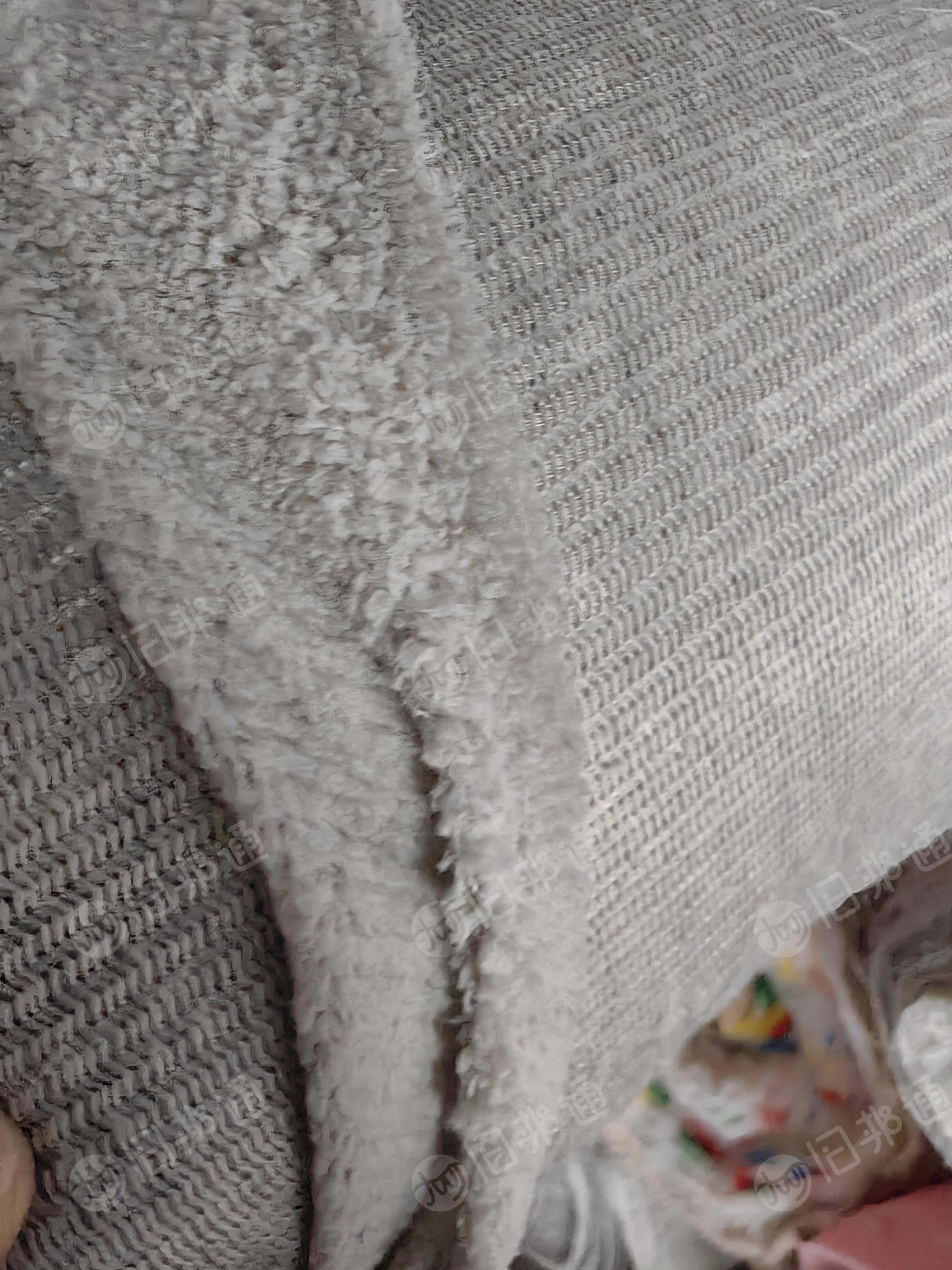 出批量毛巾布，毛巾库存布，纯涤纶材质，门幅197*145克，现货有五六吨