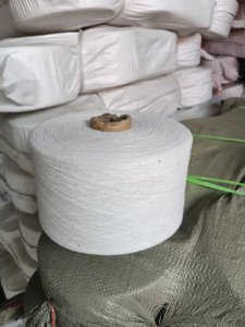 出售库存棉纱麻灰12支,漂白涤棉10支,纯棉7支10支,2吨,货在山东枣庄