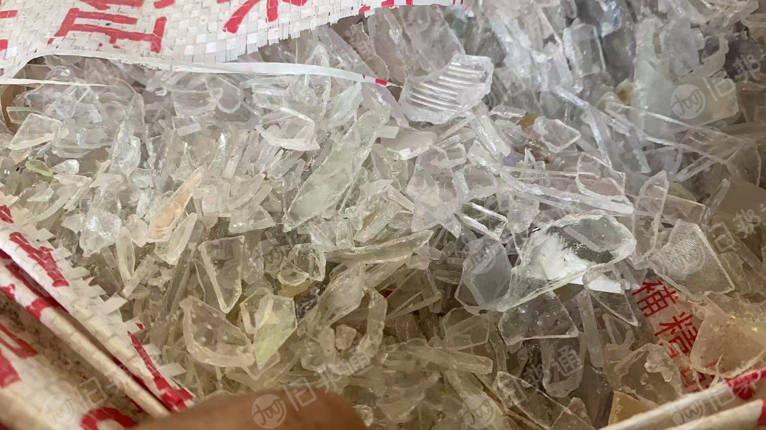 长期出售透笨破碎料,过的18度盐水,清洗干净直接上机