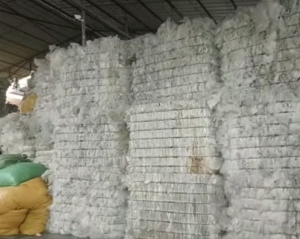 长期出售高压膜废料，白高压膜，花高压膜，PE快递袋废料