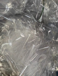 长期出售pvc透明塑胶边角料，现货10多吨