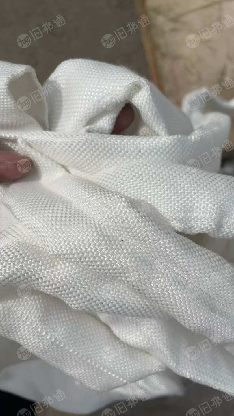 长期出售纯白大化下脚料,消防水管边角料,涤纶废料,现货有十几吨,货在江苏泰兴