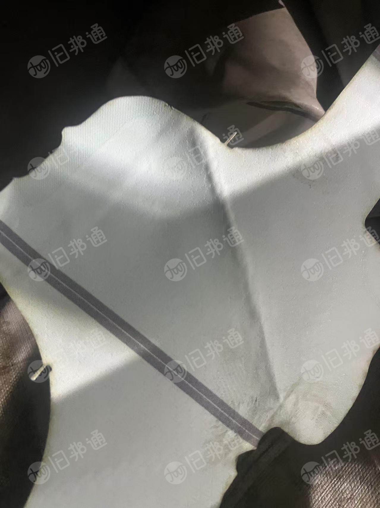 出售白色的涤纶气囊布,方向盘气囊布,带胶,现货600吨左右
