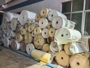 出售无膜卷筒淋膜原纸,幅宽1米左右,克重80到100克