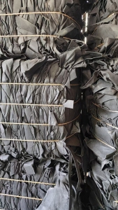 长期出售涤纶汽车内饰料，可以拉丝，造粒最好用，每个月几十吨，厂在江苏徐州