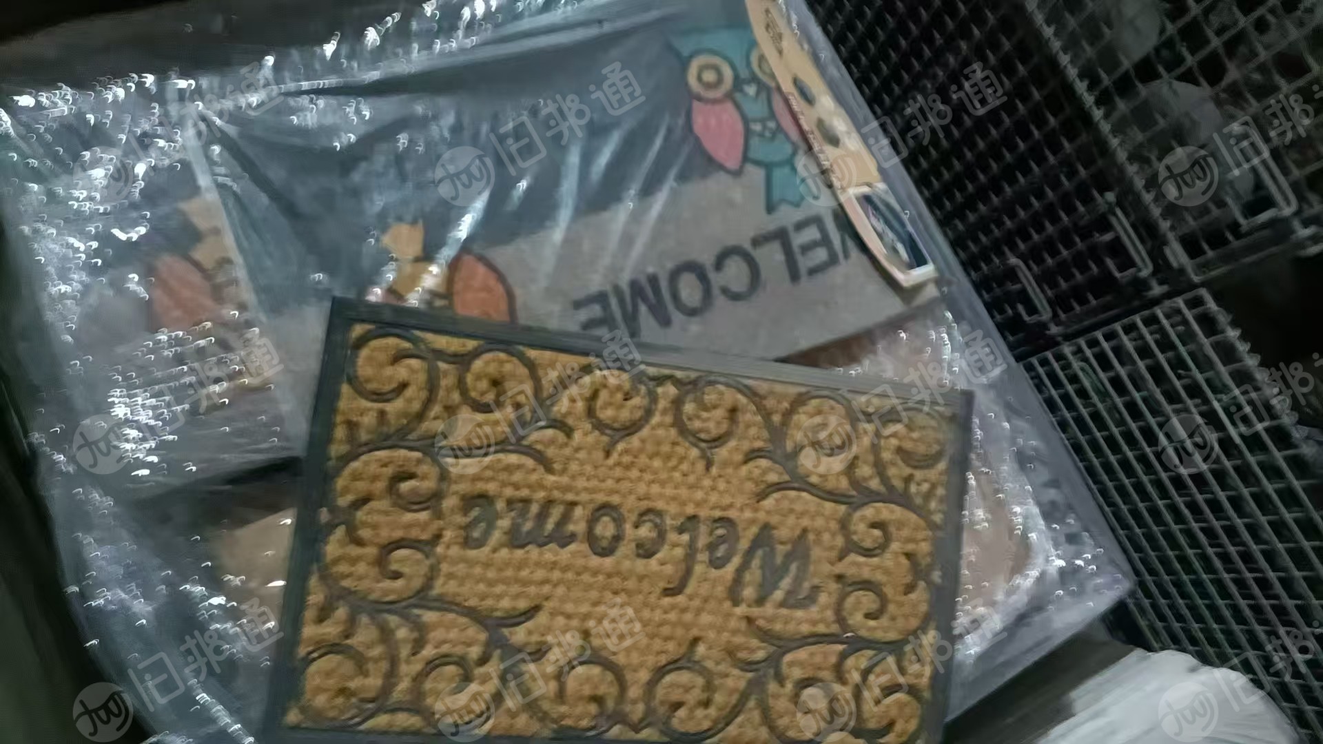 长期出售库存地毯脚垫,脚垫20吨左右,毛毯卷筒20吨,地毯,货在江苏苏州