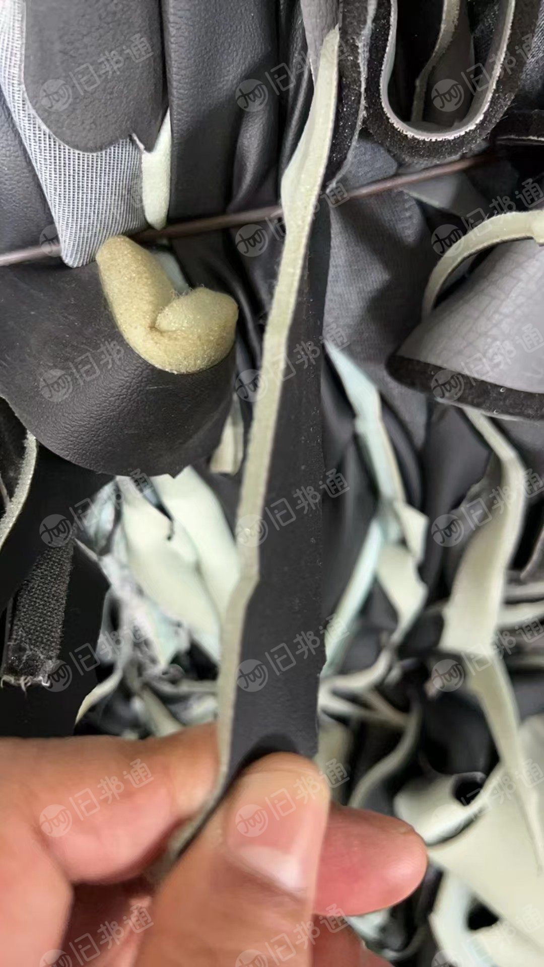 出售PVC海绵革边角料,丰田汽车坐垫下来的环保料,现货10吨,长期有货