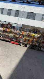 出售PET烫金膜压包料，长期有货