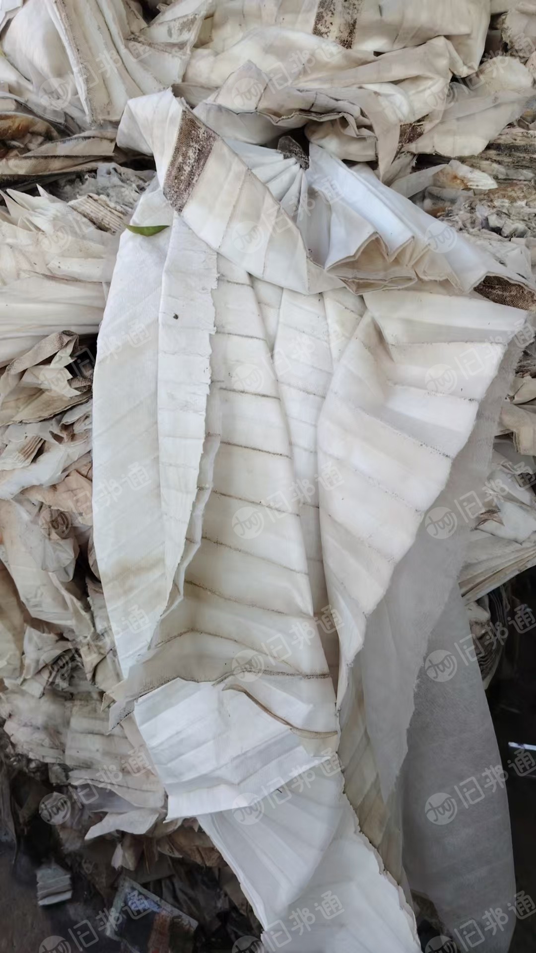 长期出售工厂过滤网下来的丙纶废布,pp废料,丙纶过滤布,现货有13吨,货在贵州黔西南