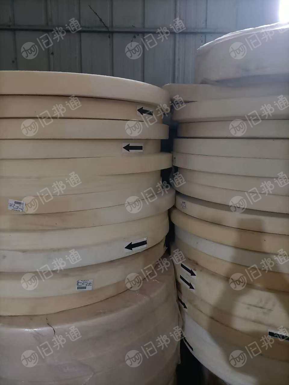 出售一批PET无纺布卷材，现货6-7吨， 宽度7公分左右。厂在广东汕头