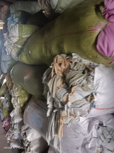 长期出售纯棉,涤棉和涤纶废布,什么颜色都有,可以开花造粒,厂在浙江温州