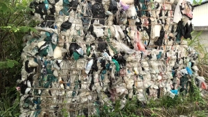 出售塑料杂膜，炼油用，现货一挂车