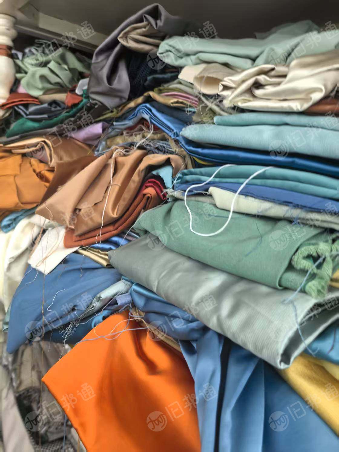 现货处理一批废布头，做房地产样板间床品下来的，现货20多袋编织袋，货在广东深圳