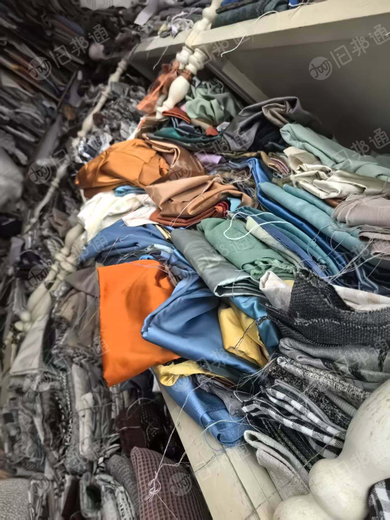 现货处理一批废布头，做房地产样板间床品下来的，现货20多袋编织袋，货在广东深圳