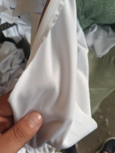 长期出售涤纶废布，涤纶造粒布，化纤布等，货在河南洛阳