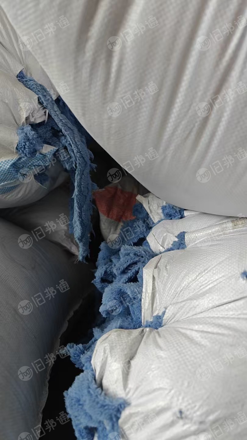 长期出售涤纶废布,涤纶造粒布,化纤布等,货在河南洛阳