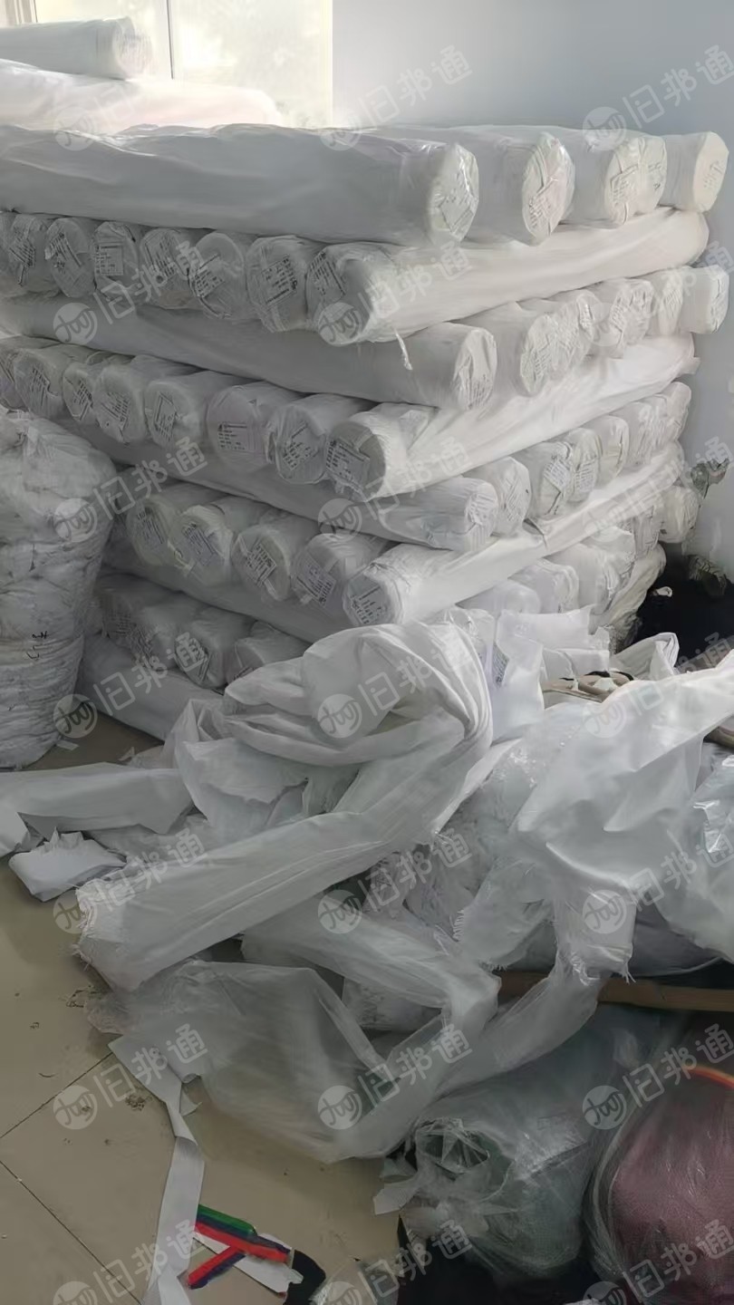 厂家出售用剩下的涤棉梭织布，tc库存布，门幅一米五，现货4000米