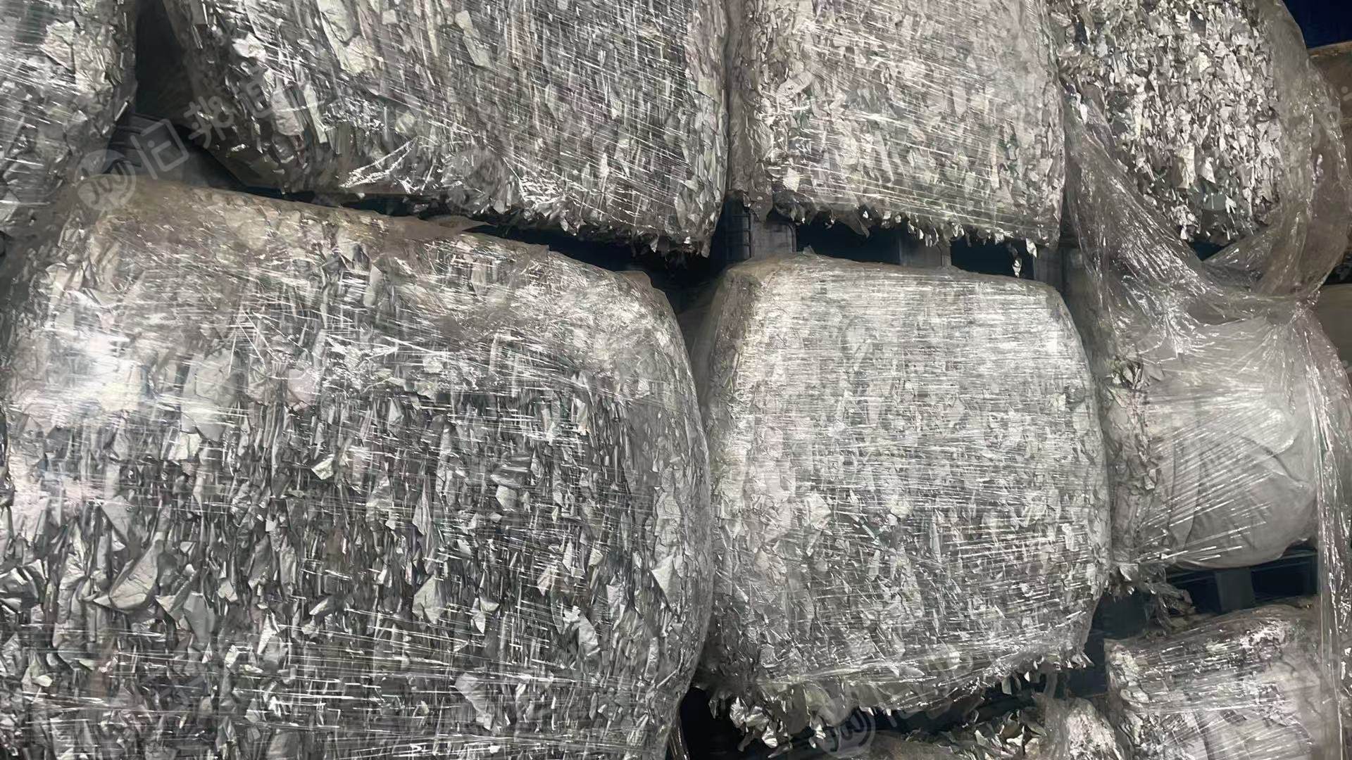出售氢氧化铝内袋的铝箔，铝含量二十多