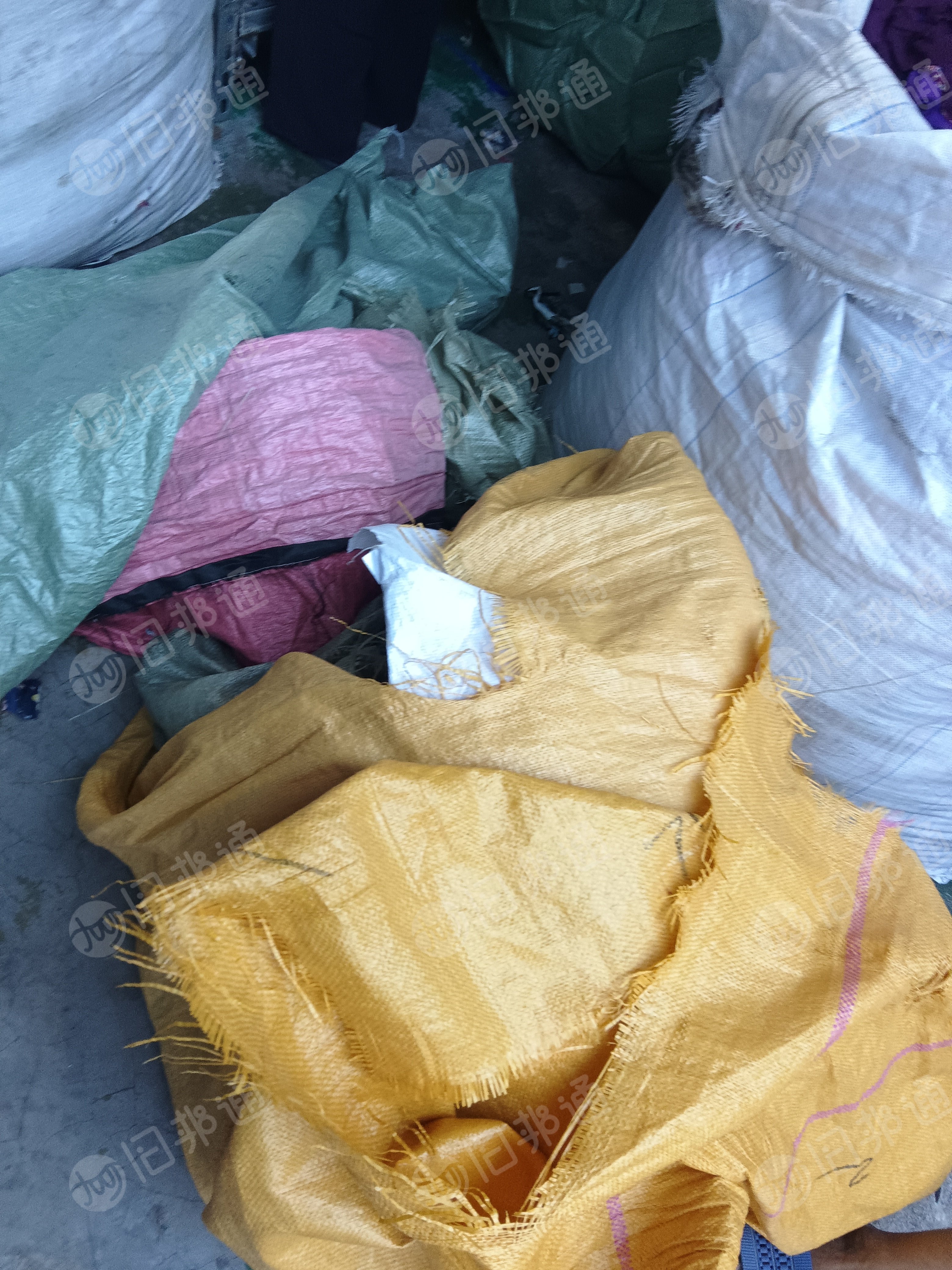 出售干造编织袋,花色编织袋,月供30吨