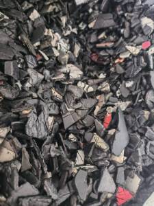 出售保险杠破碎料，过盐水甩干，月供50吨