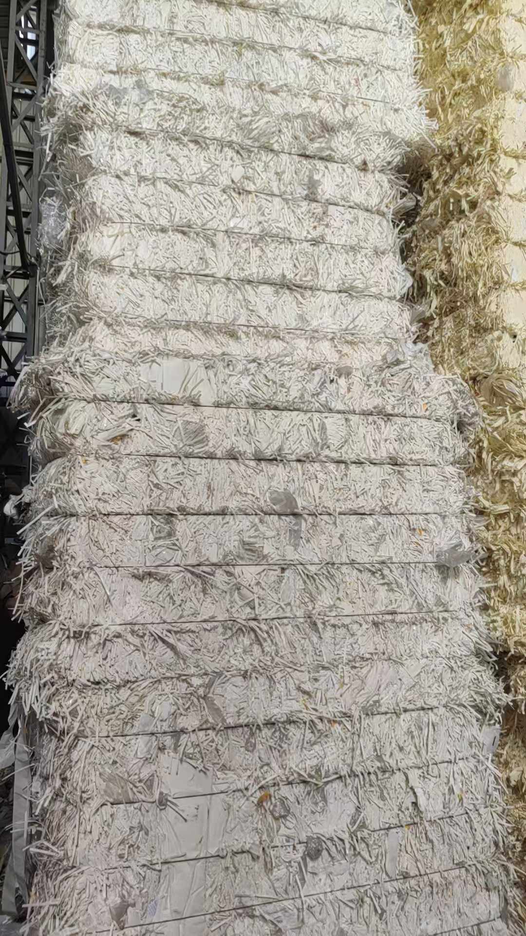 出售白色电子条压包料