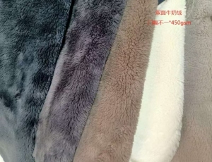 长期出售库存绒布，单面绒，双面绒都有，现货有50吨左右，货在江苏苏州