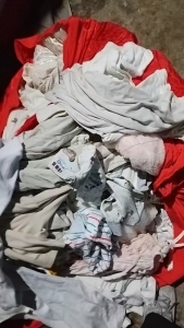 长期出售旧衣服统白，统白，月供30吨左右