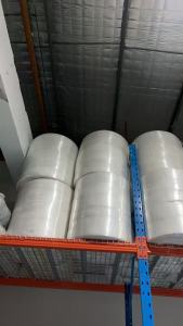 出售库存热轧无纺布,乳丝热轧珍珠纹无纺布,货在江苏昆山