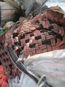 长期出售丙纶绳，丙纶废料，现货有10吨左右，货在上海