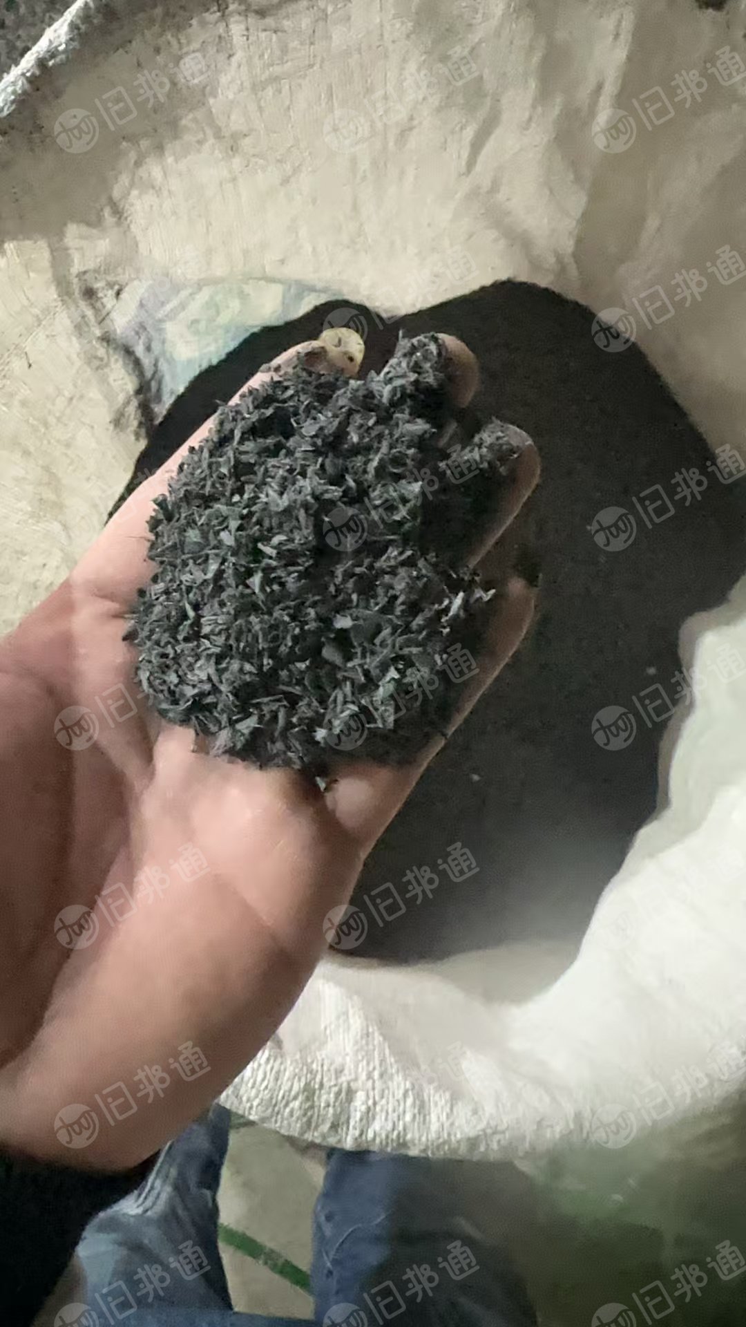 长期出售PVC板材破碎料