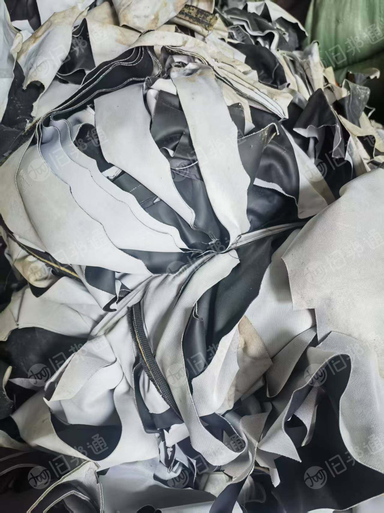 求购PVC汽车环保革,环保2.0的,好的环保海绵革,单皮不带海绵的,吹毛用