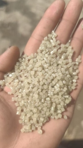 出售PP餐盒颗粒，过120目，白色现货20吨