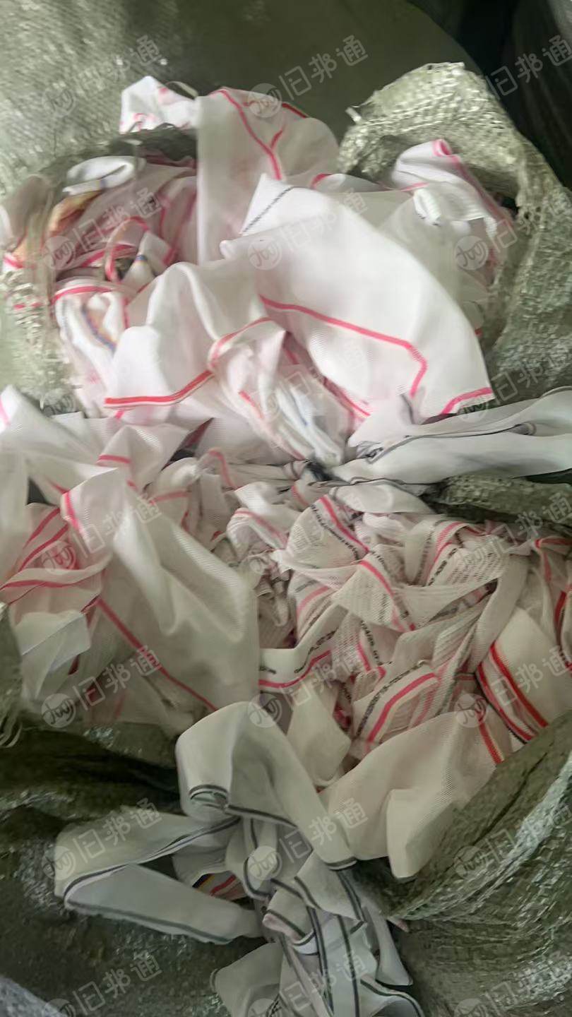 长期出售印花数码下来的废布，杂布，有牛奶丝，四面弹等，统货卖，两三天就有10来吨，货在广东广州