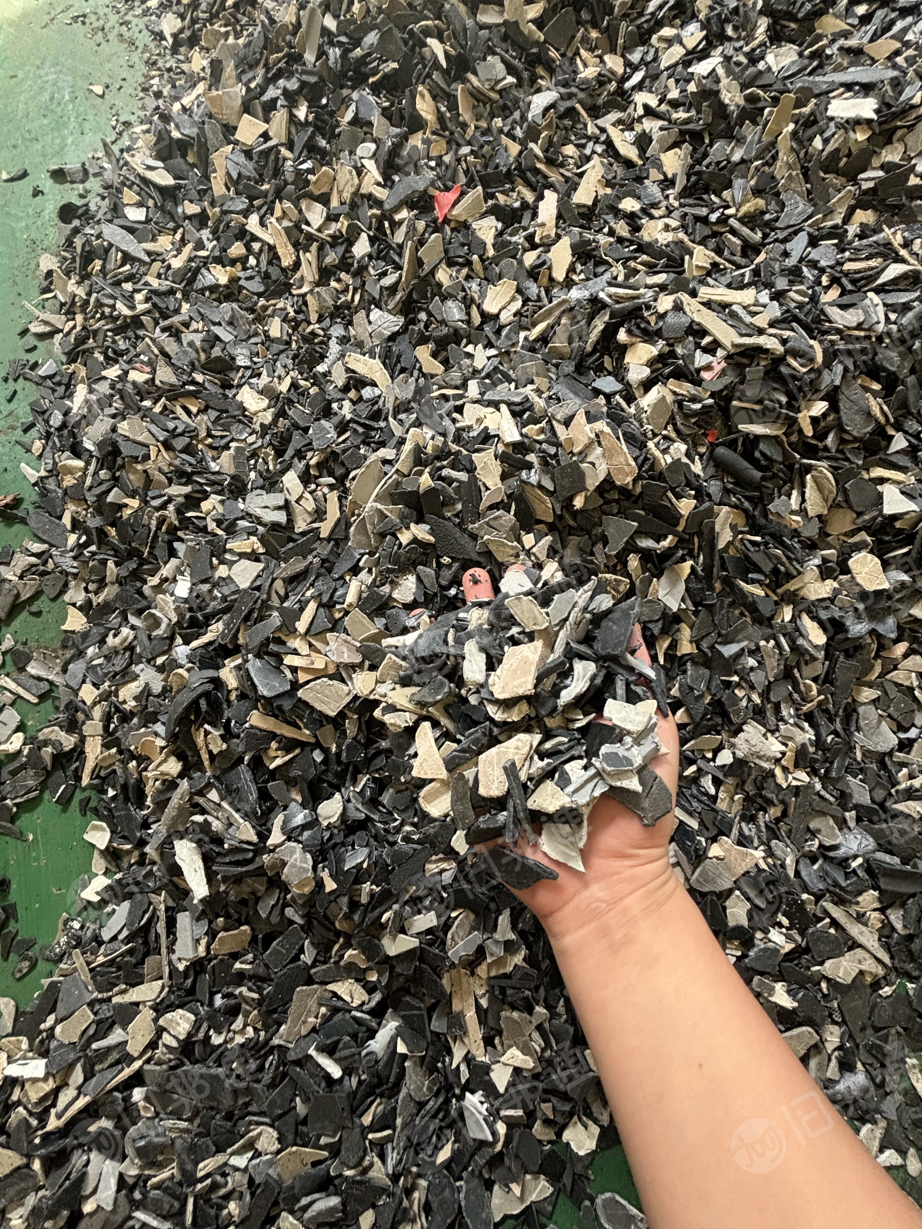 出售PP汽车破碎料，汽车内饰破碎料，清洗甩干 