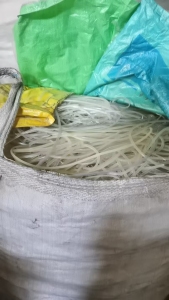 长期出售亚克力下来的pvc胶条废料,pvc管废料,现货60多吨