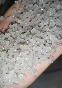 出售一二级PE颗粒，适用于吹气泡膜，拉丝藤条注塑