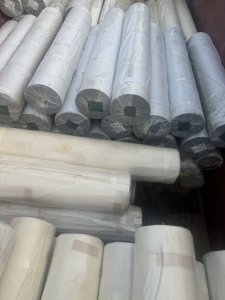 出售汽车座套料PVC人造革卷材，二等品，现货30吨