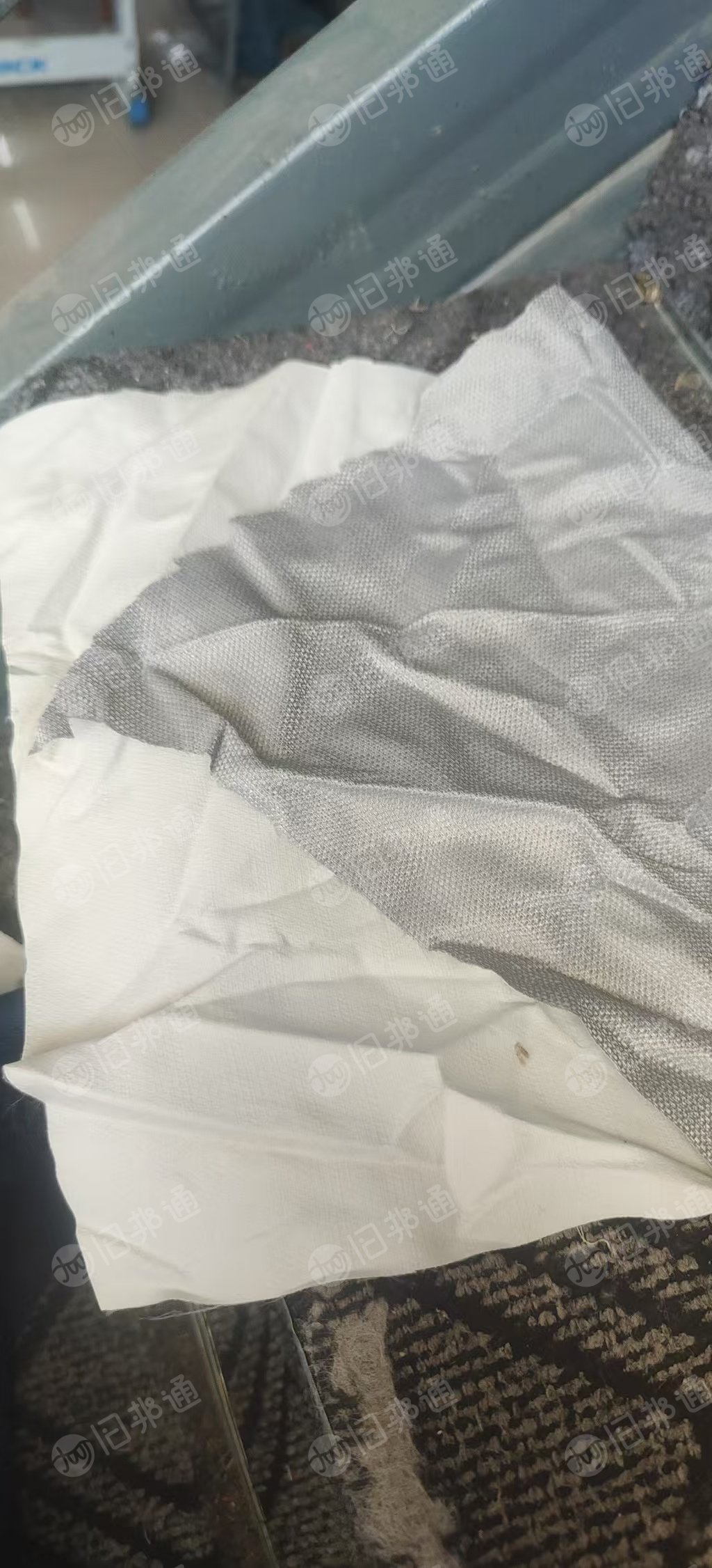 长期出售涤纶废布,单面胶,现货30吨,货在山东青岛