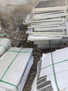 出售废旧光伏板废料