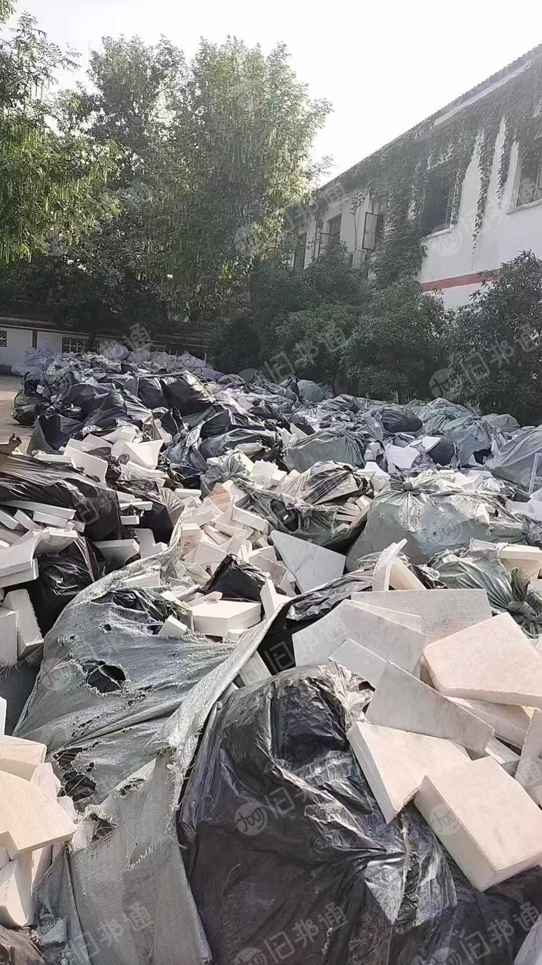 售发泡eva边角料，全白的，现货30吨