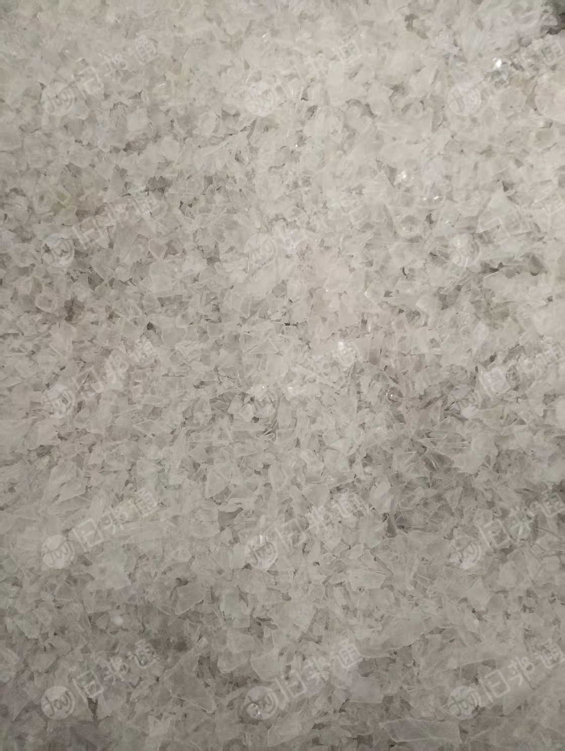 出售pet瓶胚破碎料，瓶胚不良品大的，月供60吨