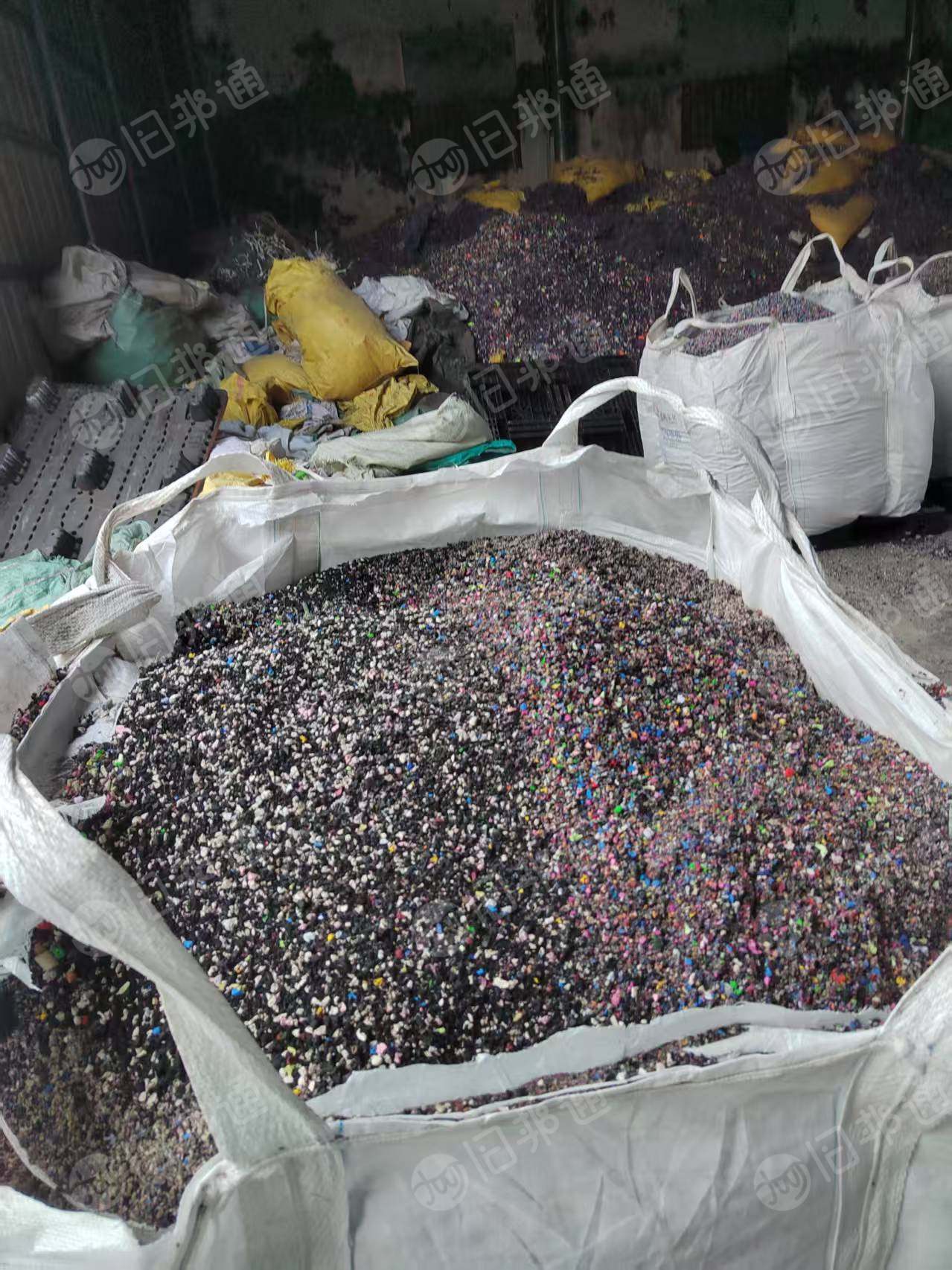 大量出售EVA破碎边角料